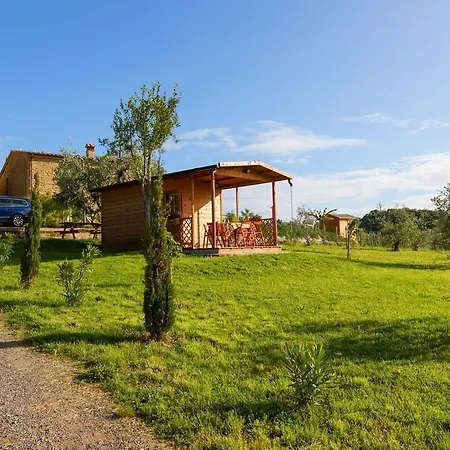 Cozy Holiday In Italy With Pool