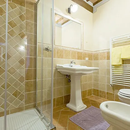 Vakantiehuis Cozy Holiday In Italy With Pool Chianni