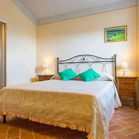 Cozy Holiday In Italy With Pool Vakantiehuis